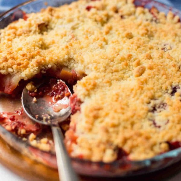 Crumble-aux-pommes-et-fruits-rouges-WW